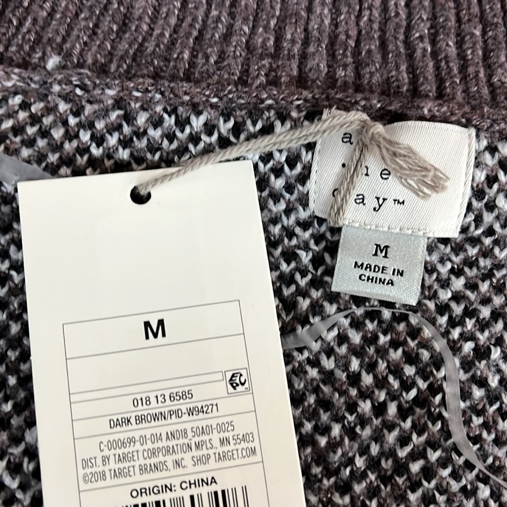 A new day women’s pullover sweater - Picture 3 of 4